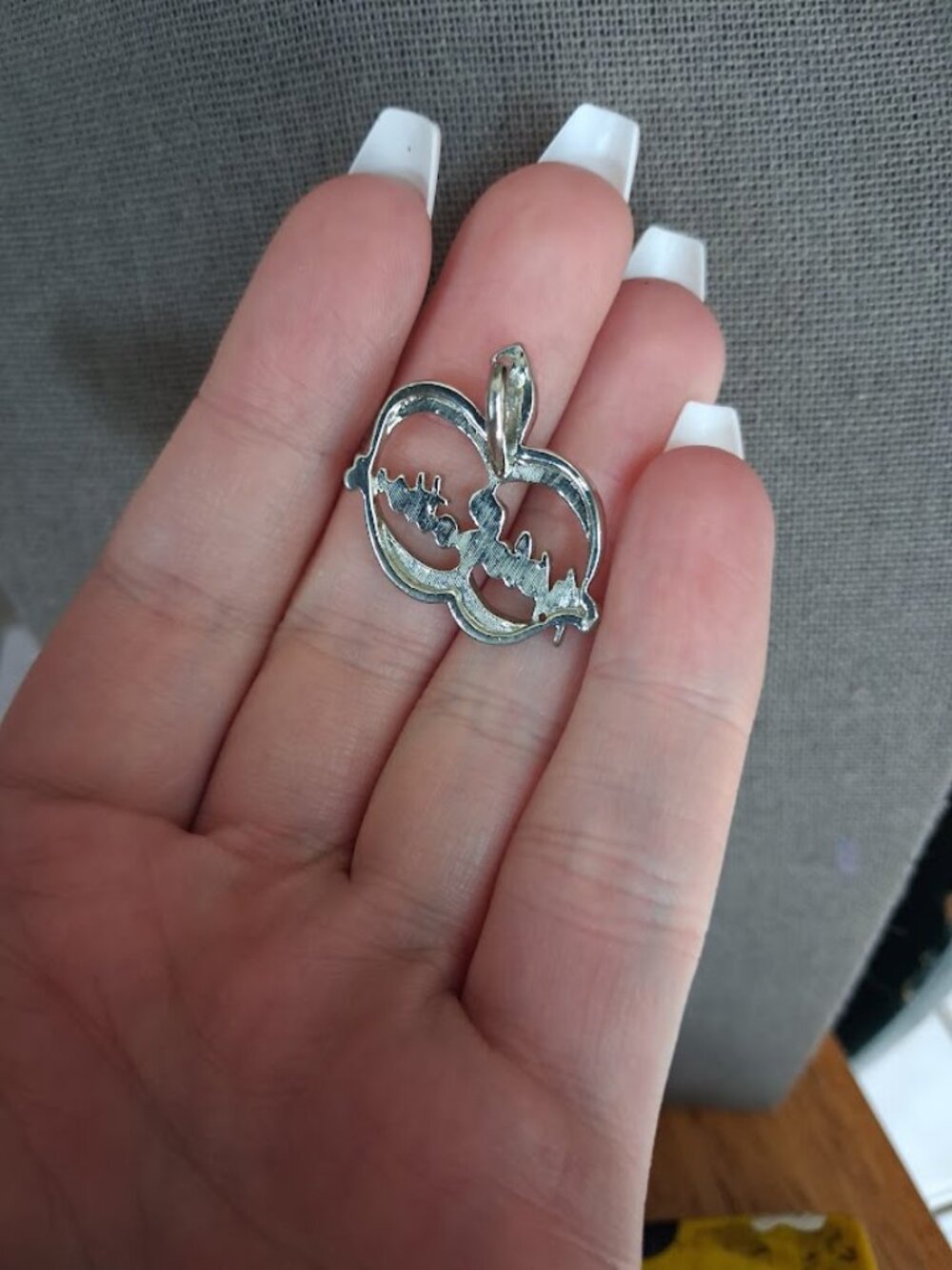 Apple Bottom pendant - Picture 3 of 3